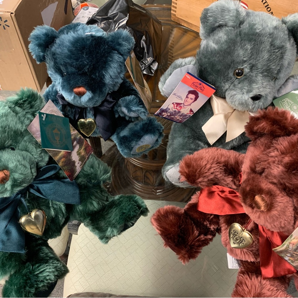 Vintage Elvis Presley collectable plush teddy set
